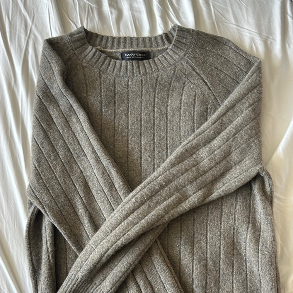 Banana Republic Tan Crewneck Sweater